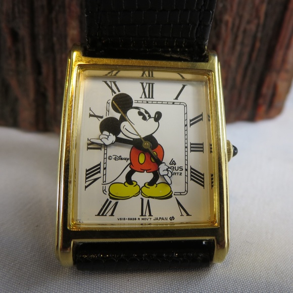 Disney Accessories - Mickey Mouse Lorus Watch